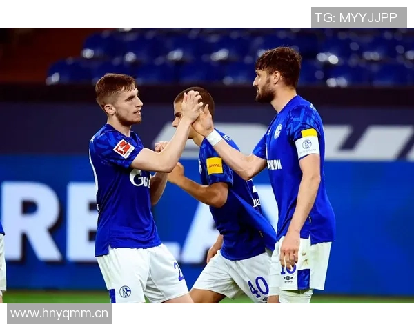 沙尔克04球员受伤离场，无缘赛季关键战役!